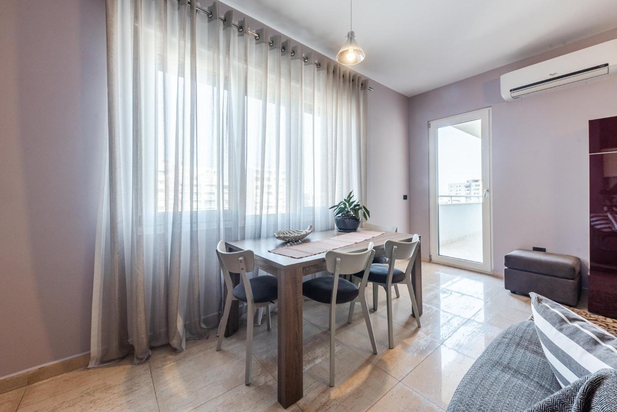 Main Square Apartment Durres Exterior photo
